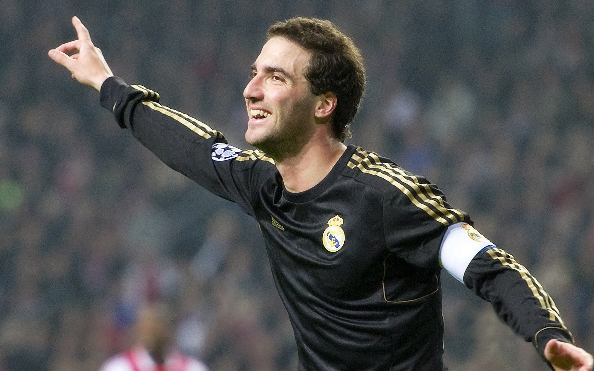 法甲新星崭露锋芒：未来巨星逐步崛起！，法甲中场新星